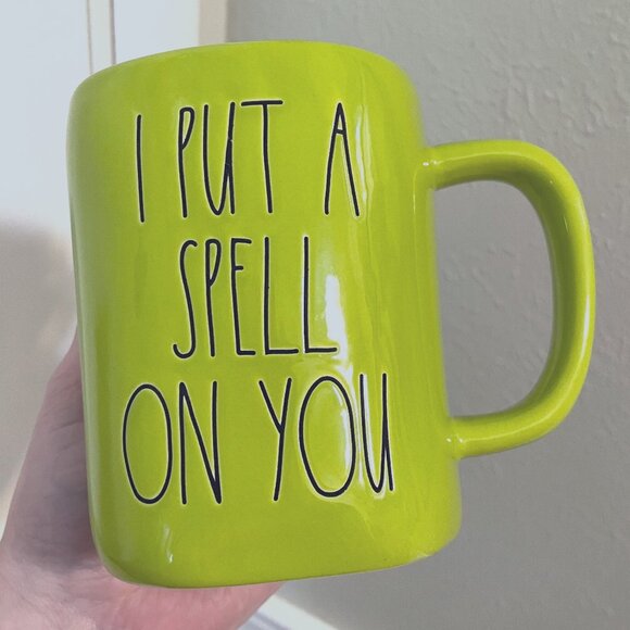 RAE DUNN BY MAGENTA - Hocus Pocus - I PUT A SPELL ON YOU - Coffee Cup - Tea Mug - Picture 1 of 7